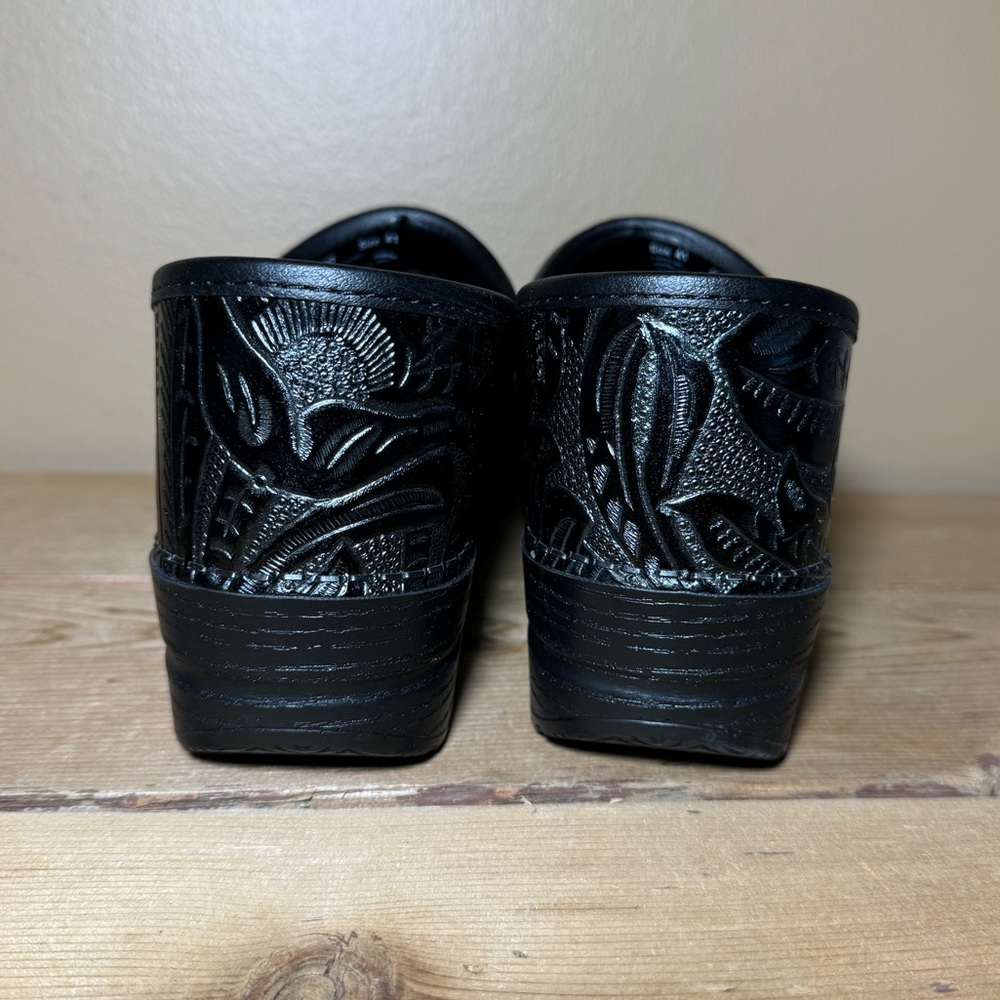Dansko Professional Clog Pro Black Tooled Leather… - image 5